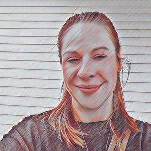 Meet your Posher, Whitney